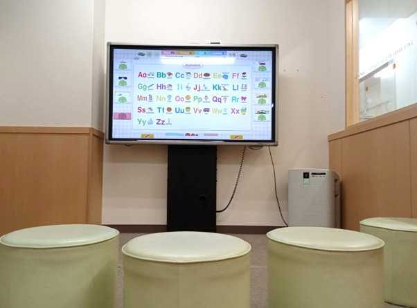 高崎校の教室の室内
