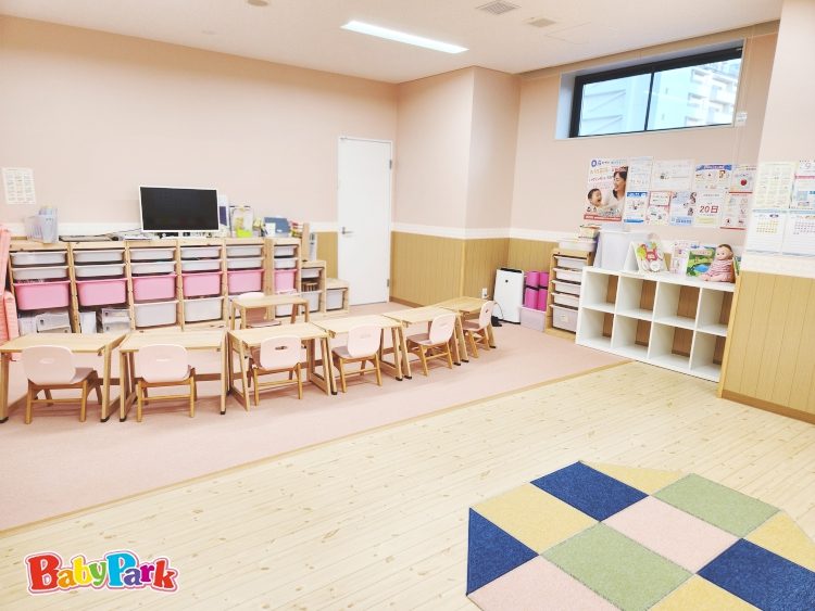 こどもでぱーと中野教室の教室内