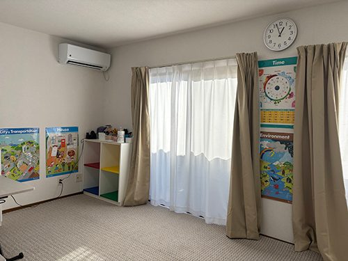 ひたち野うしくプラザの教室の室内