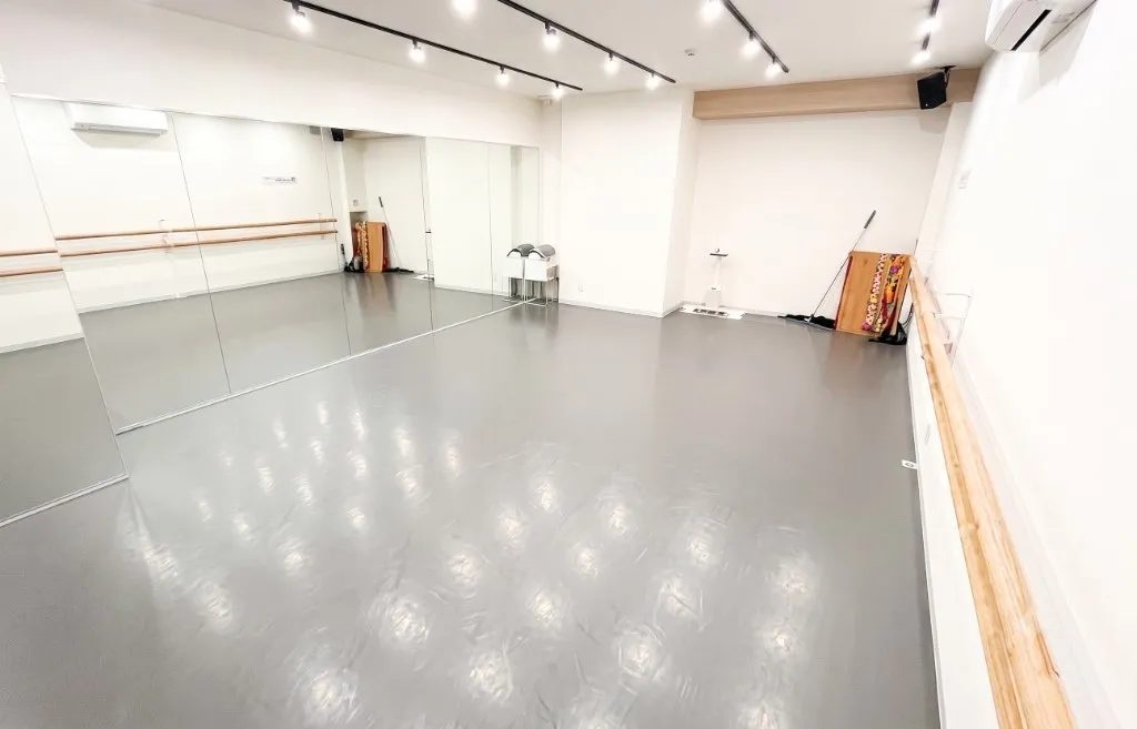 梅田ダンス プラスカルチャーstudio1のスタジオ