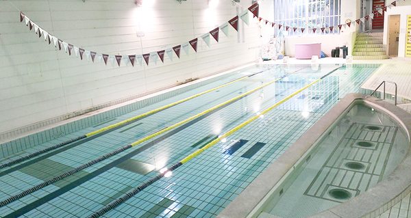 五反田のプール