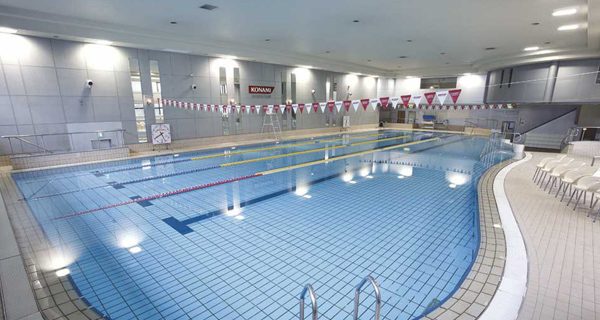 心斎橋のプール