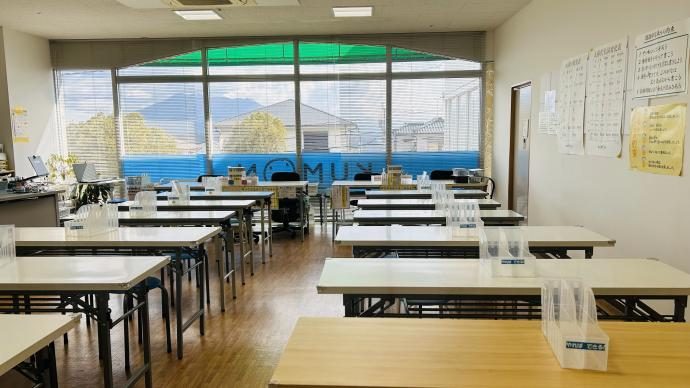 明和中央教室の教室の様子