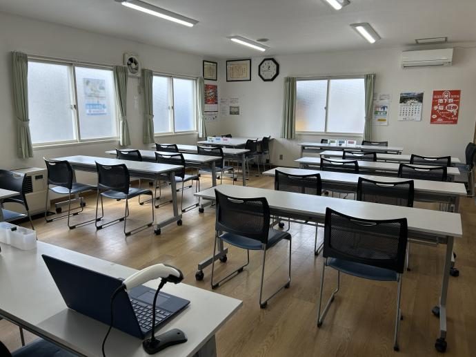 新陵小前教室の教室の様子