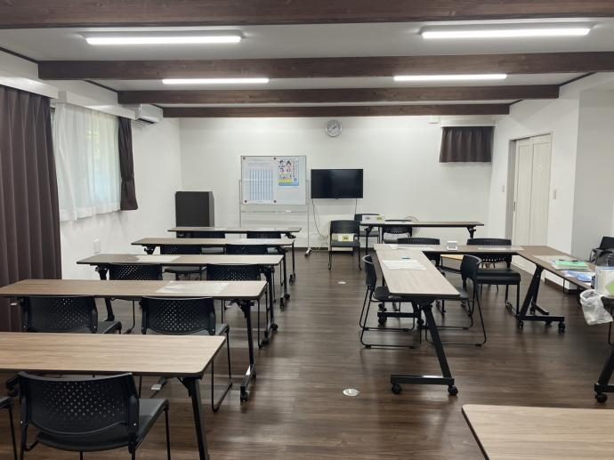 府中四中東教室の教室の様子