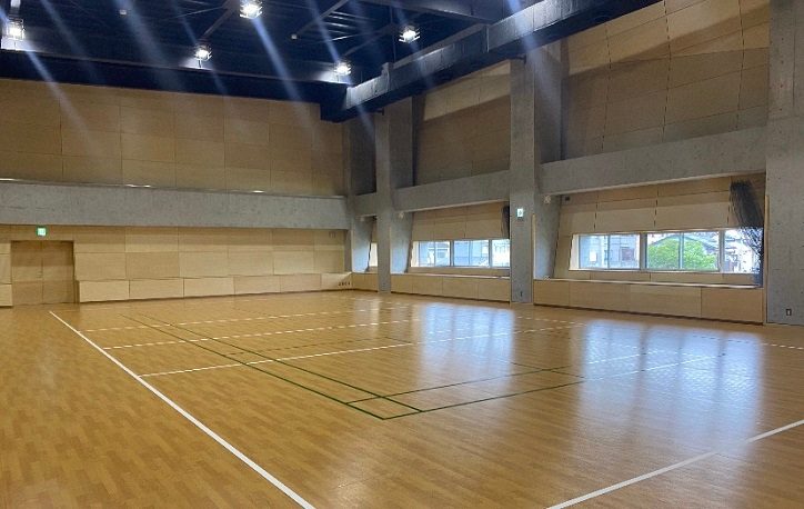 伊予ラボのレッスン会場(体育館)