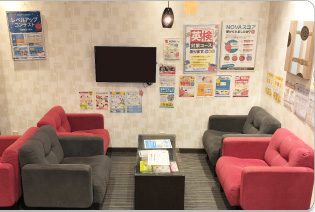 浦安校の受付・待合