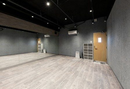 青葉台校のスタジオ