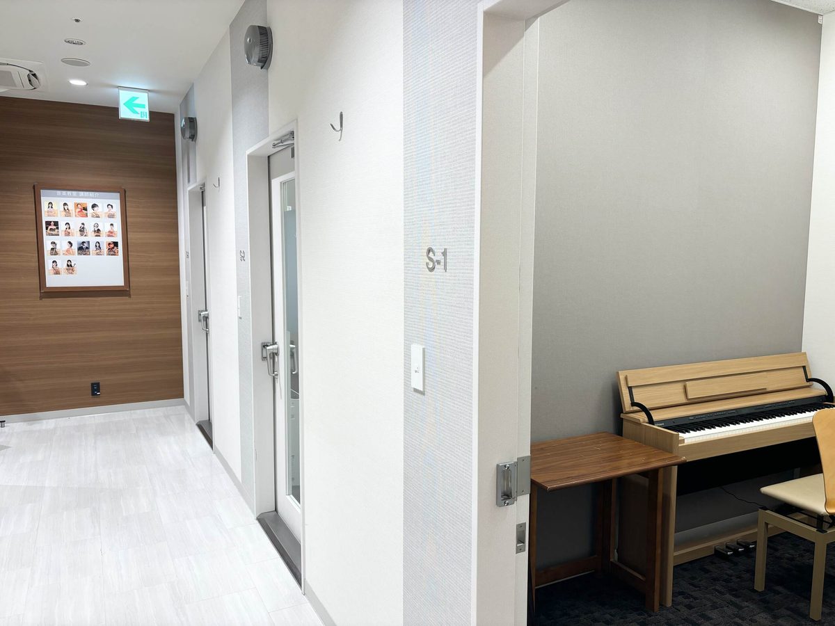 ららぽーと名古屋みなとアクルス店の通路・待合