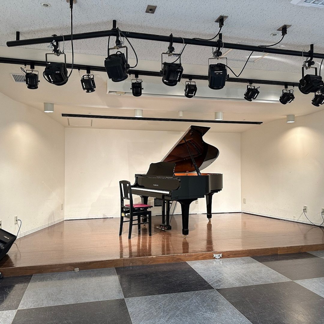 ヤマノミュージックサロン有楽町のホール