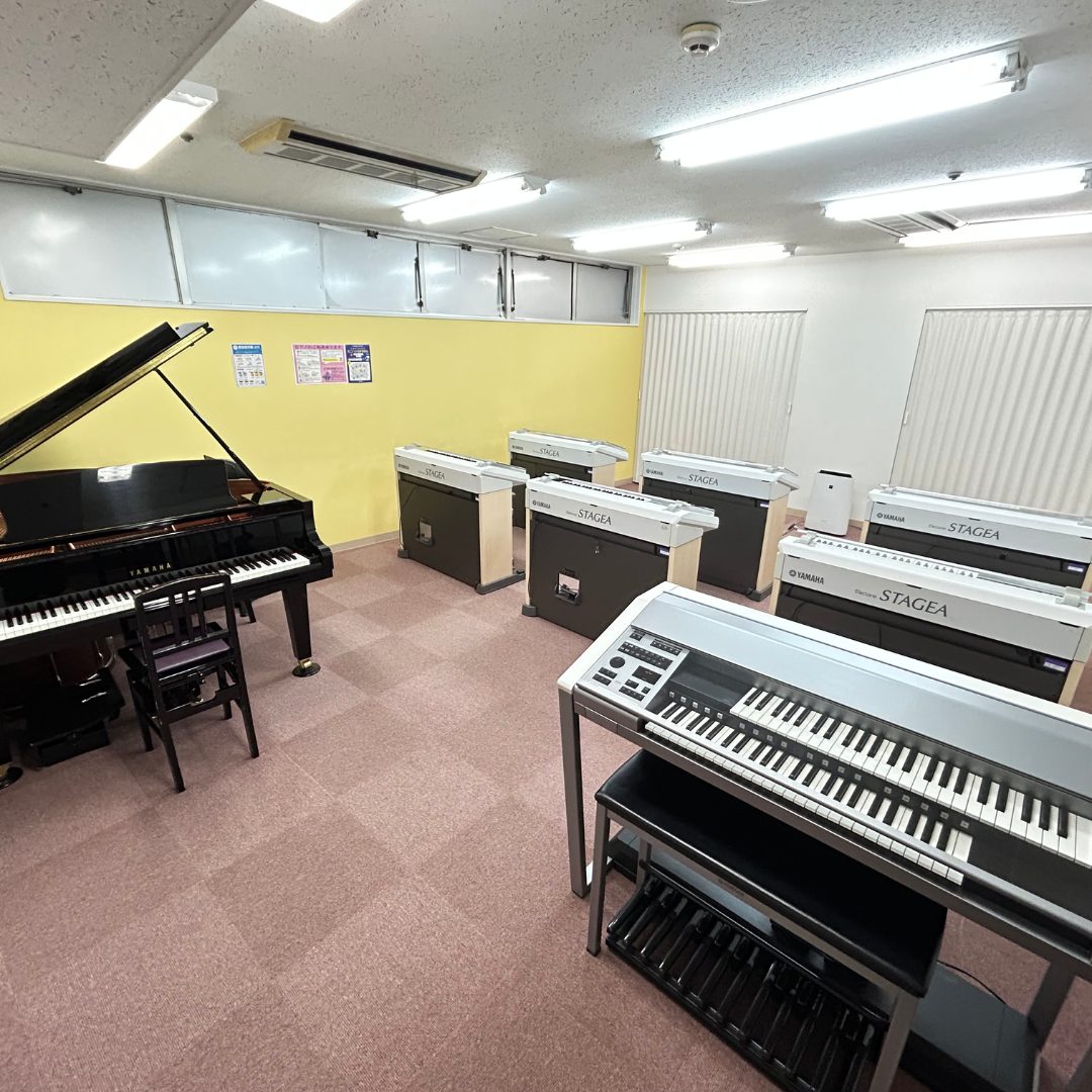 ヤマノミュージックセンター柏駅前のレッスンルーム